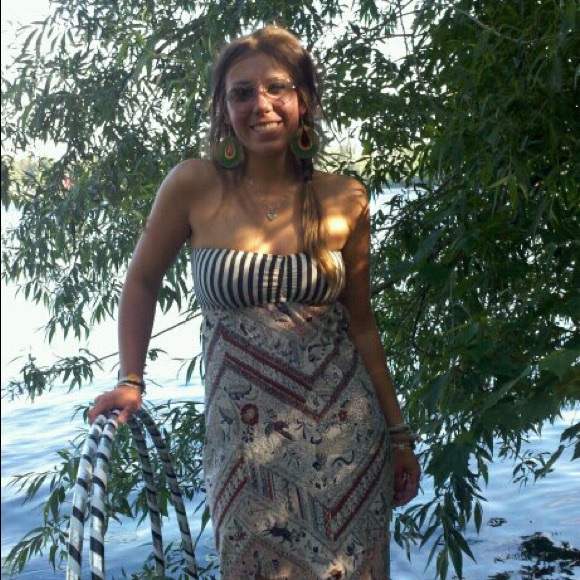 Pirate. Hula Hooper. Lover of Bunnies. - Picture 6 of 8